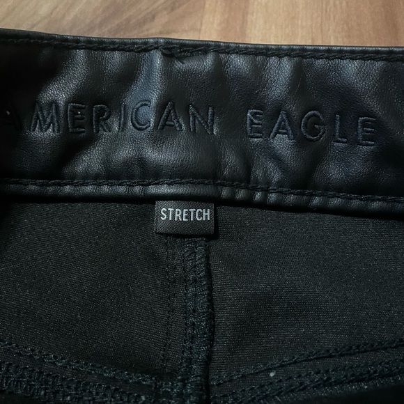 American Eagle Black Pleather Super High Rise Flare Pants Sz 6R - Picture 6 of 8